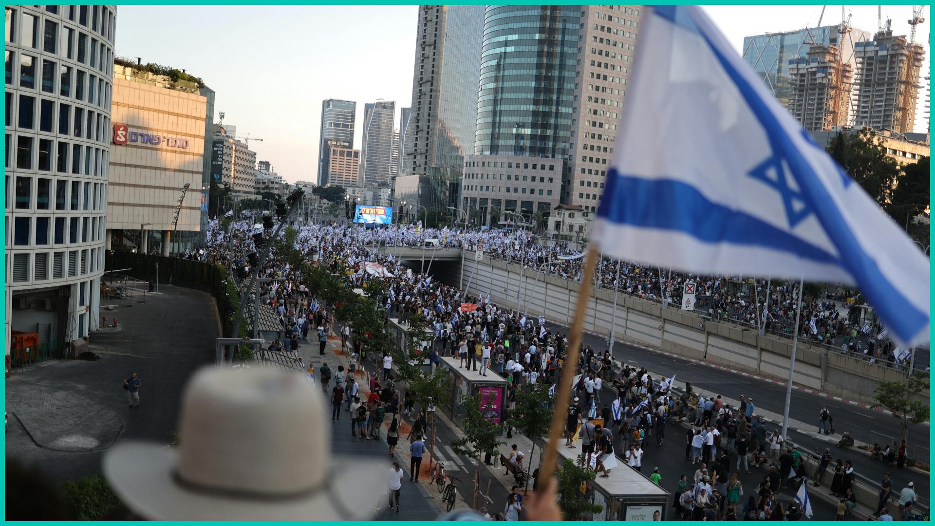 A photo of protesters in Israel