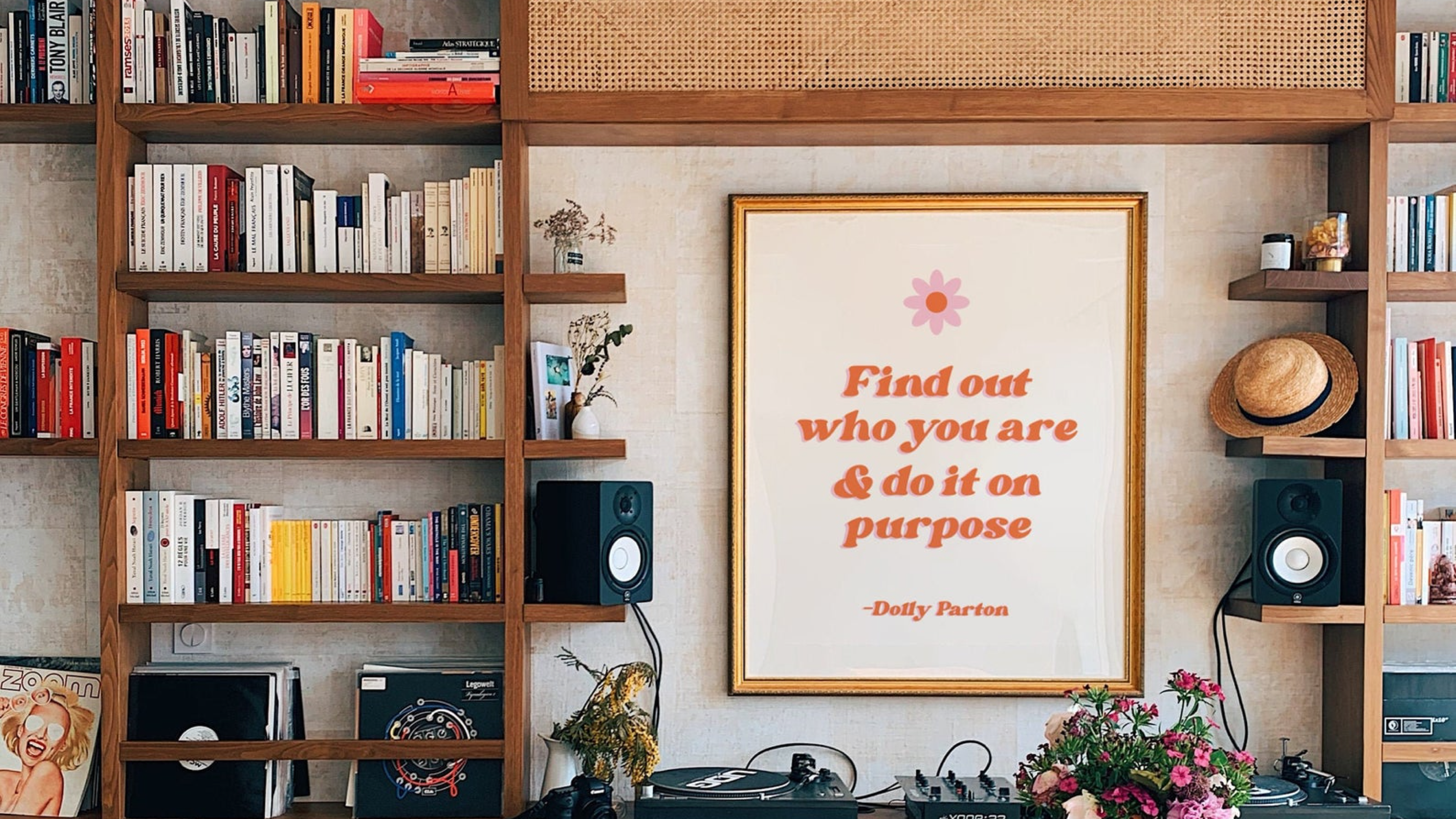 print with inspirational dolly parton quote